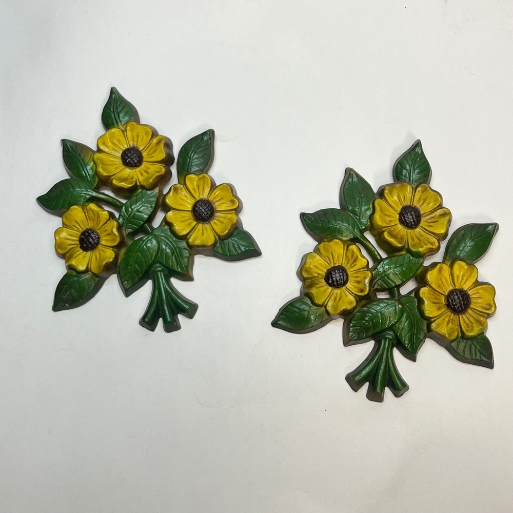 Vintage 1971 Sexton Metal Flower Wall Plaques Set of 2 Yellow Floral MCM 1568